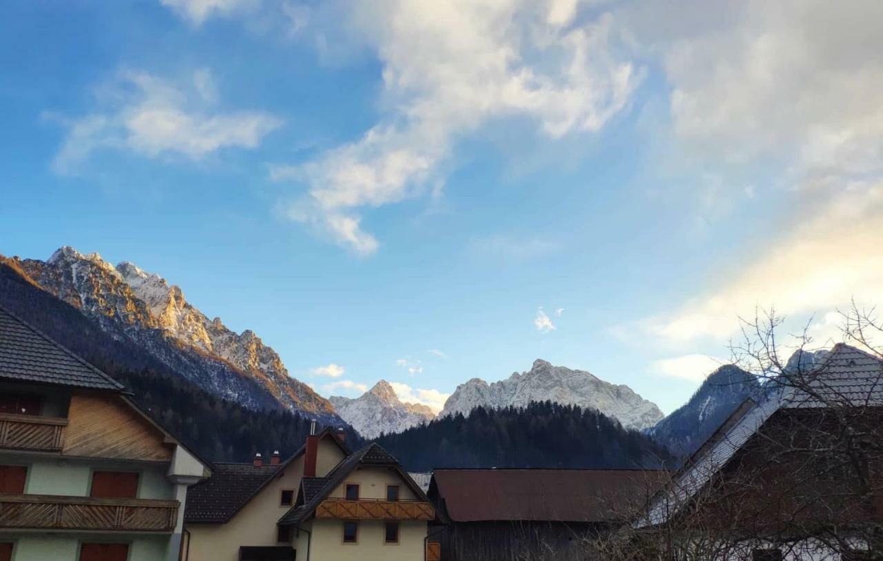 Ferienwohnung Cozy Nest In The Heart Of Kranjska Gora Exterior foto
