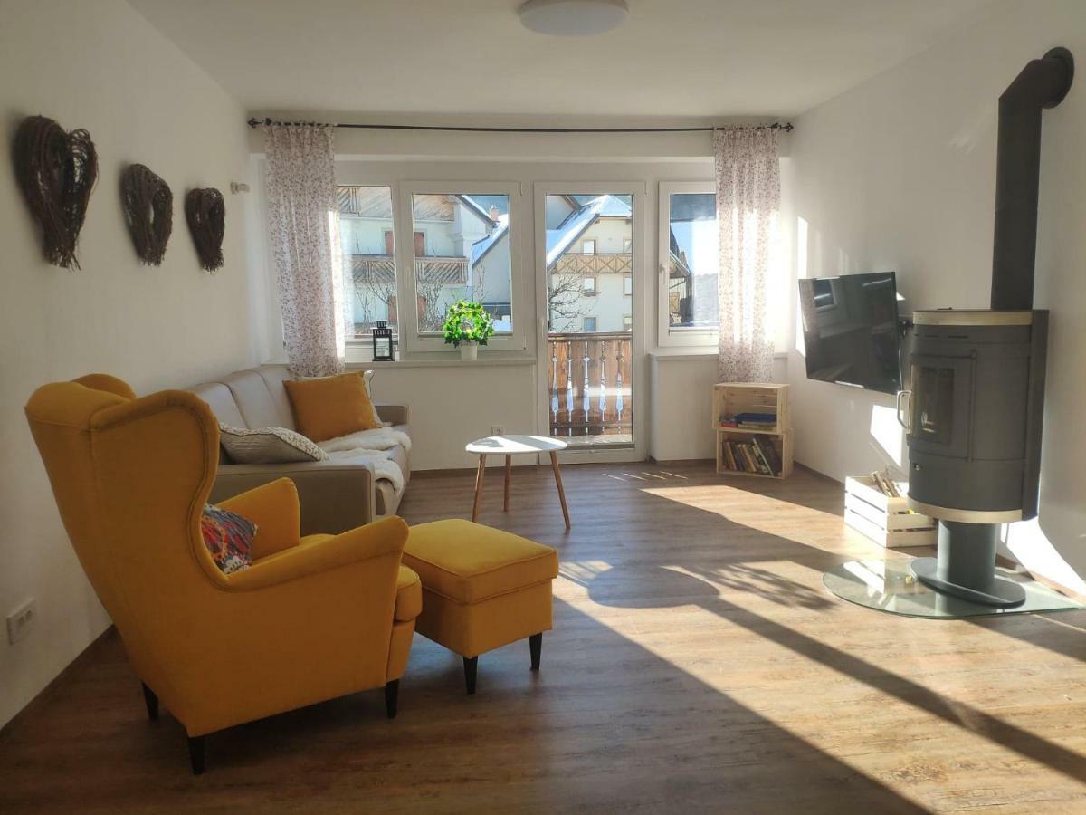 Ferienwohnung Cozy Nest In The Heart Of Kranjska Gora Exterior foto
